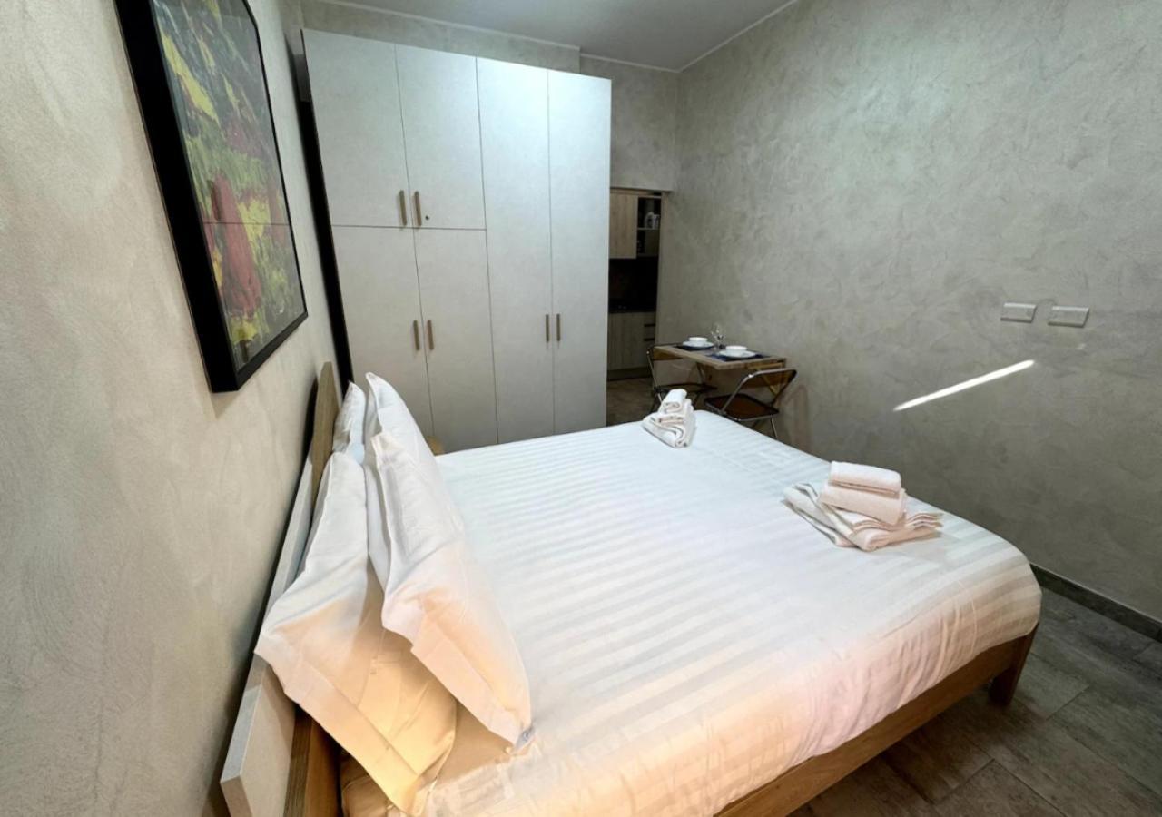 Apartmán La Palmetta - Vicino Metro A Řím Exteriér fotografie